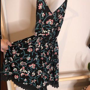 Band of Gypsies Lace trim Floral Playsuit